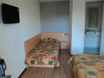 Fasthotel - Saint Emilion Est 2*