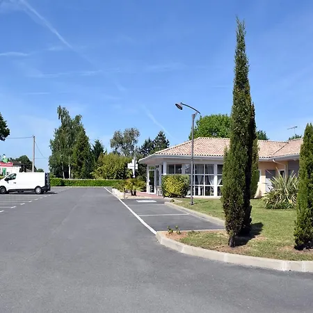 Montaigne 2* Montcaret