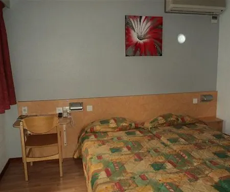 Fasthotel - Saint Emilion Est