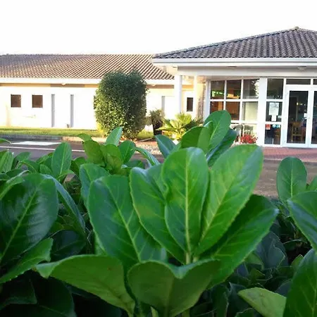 Hotel Fasthotel - Saint Emilion Est Montcaret